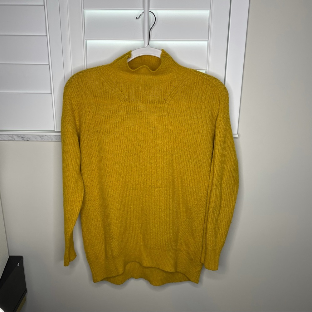 Express Sweater - Picture 3 of 8